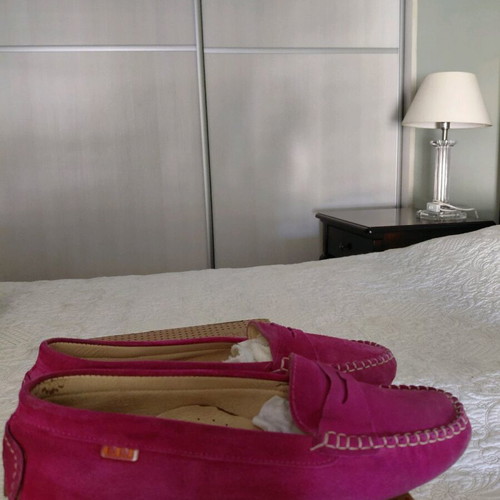 Leather moccasins used fuchsia size 39