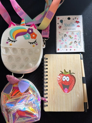 Wallet set like new with 2 wallets, nail stickers and notebook