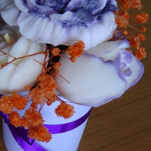 Aromatic Candles Handmade Bouquet Composition in Hat Box