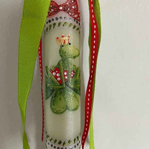 Frog candle new with acrylic paint and decoupage