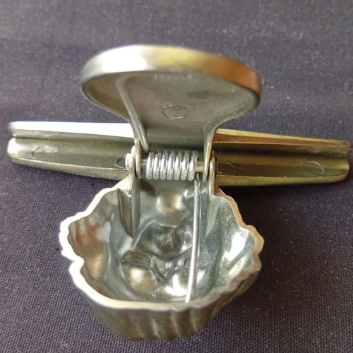 Document clip 10 cm, Spain