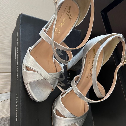 Mark Milan sandals used, size 38, gray