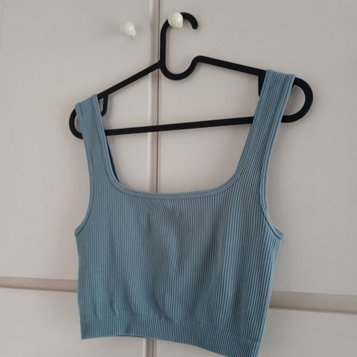 Zara top small, like new