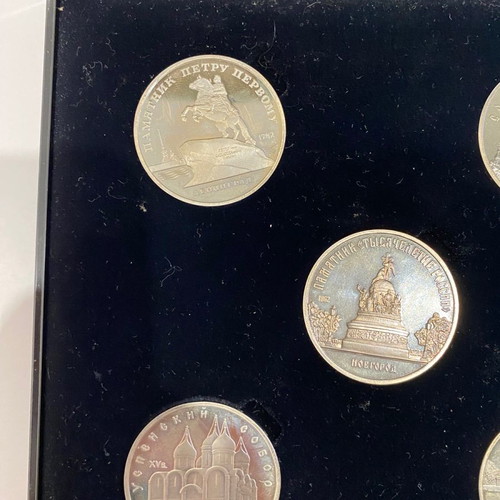 Set of 5 rubles 1988 and 1990 in case