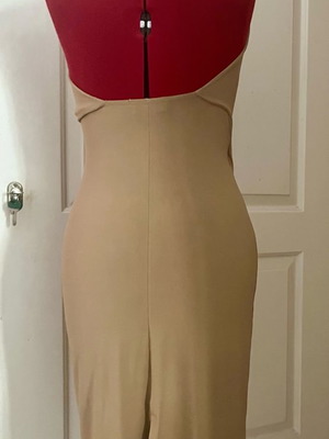 Φόρεμα ντραπέ εξώπλατο μεταχειρισμένο, μπεζ, one size με ελαστικότητα