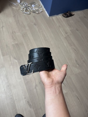 Louis Vuitton belt, black, size 125