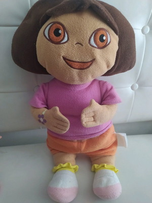 Dora η μικρή εξερευνήτρια λούτρινη, σαν καινούργιο, μεγάλο μέγεθος 70εκ