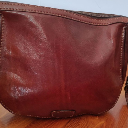 The Bridge shoulder bag used, cognac leather, spacious with three compartments