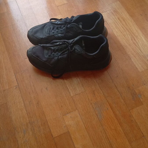 Sport shoes used, size 41, comfortable in good condition