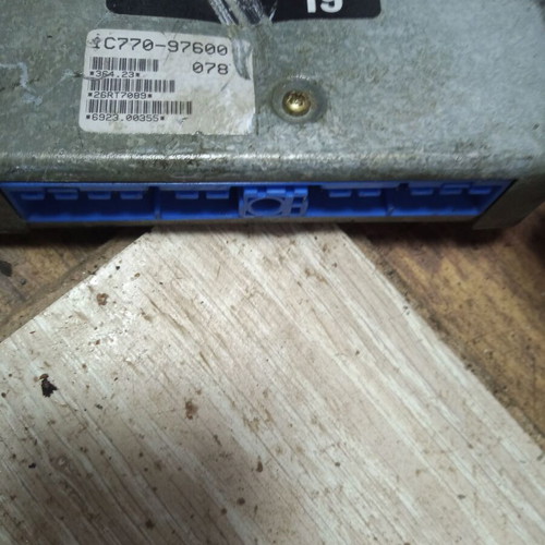 Computer ECU Nissan Serena 1.6 used 0261200976 237101C770