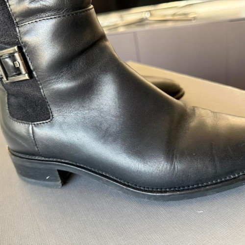 Women's leather boots used, size 37, black