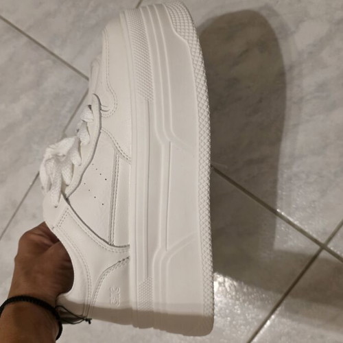 White women's athletic shoes size 38