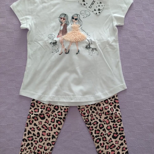 Girls' clothing set with capri leggings and blouse, new, age 6