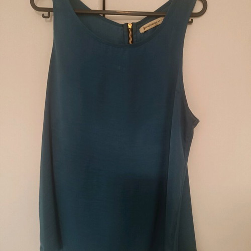 Stradivarius blouses like new, pack of 2, burgundy and green