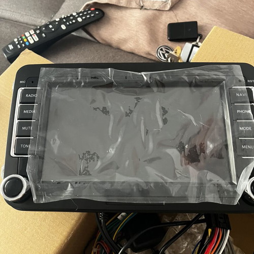 Car touchscreen for VW, SEAT, Skoda with Android 10