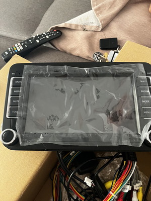 Car touchscreen for VW, SEAT, Skoda with Android 10