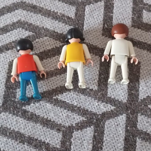 Playmobil Geobra boys and girl figures like new