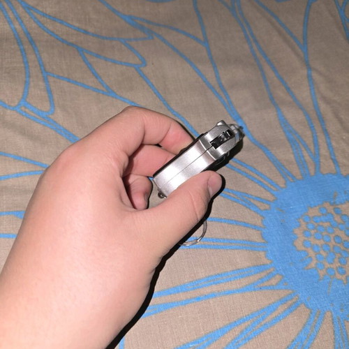 Lazer flashlight keychain in gun shape like new