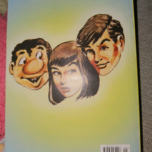 O Mikros Iroas comic book used
