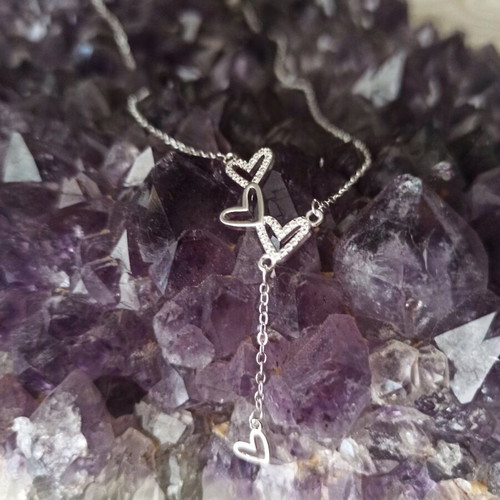 Silver necklace with hearts new, ideal gift