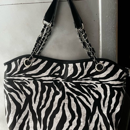 Shopping bag shoulder new, black and white with large capacity