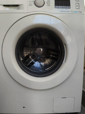 Washing machine used 8 kg with eco bubble function