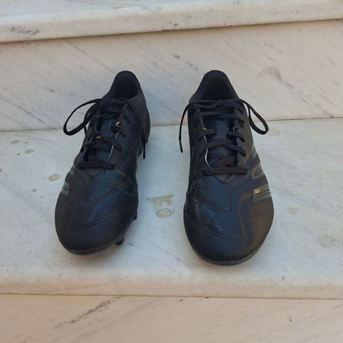 Ποδοσφαιρικά παπούτσια Adidas Predator Club No 41,5 σαν καινούρια