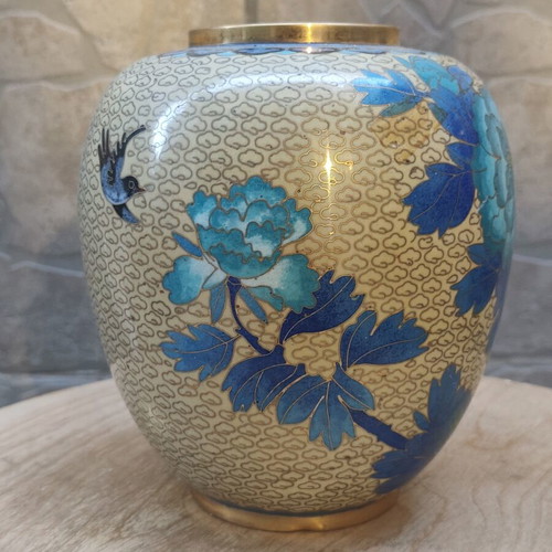Cloisonne vase set of 2 like new, floral metal enamel decor