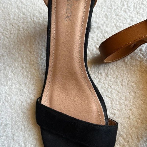 Parex two-tone high heel shoes size 37 used