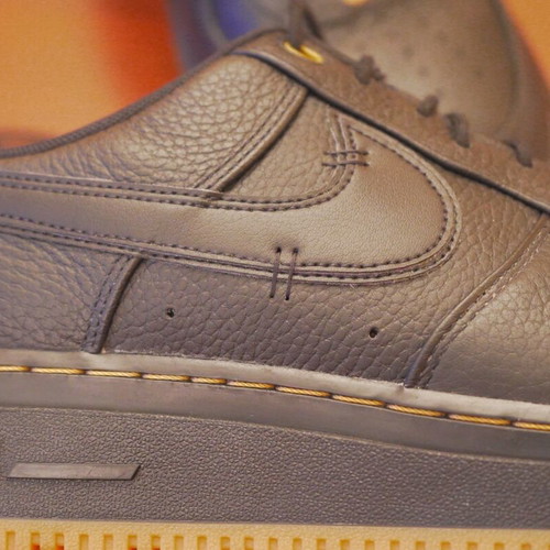 Nike Air Force 1 Luxe size 48.5 like new black leather casual shoes