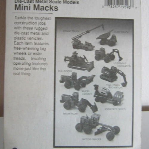 Caterpillar Cat Mini Macks Zee diecast vehicle truck new