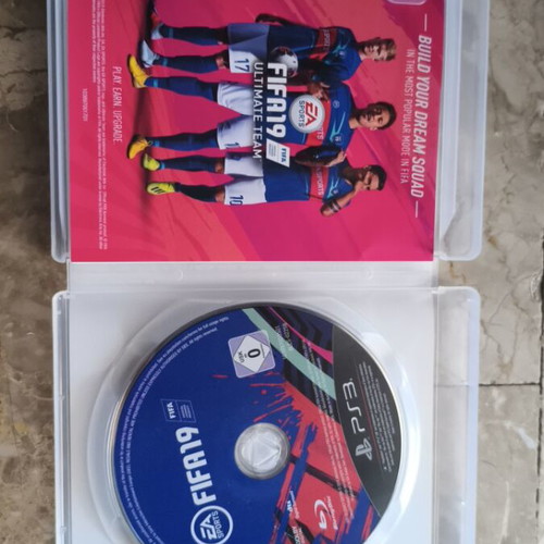 FIFA 19 Legacy Edition PS3 used in excellent condition