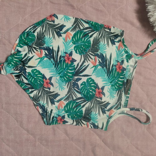Primark top used, size small, multicolor