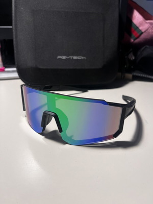 Mask Sunglasses CV Paris Black Green new