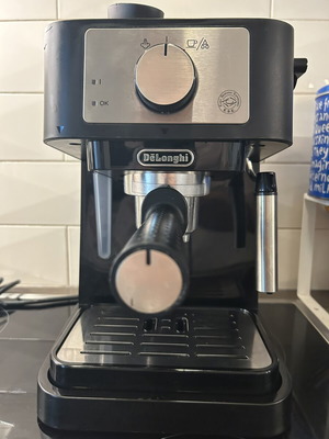 Delonghi BC260.BK Espresso Coffee Machine Like New