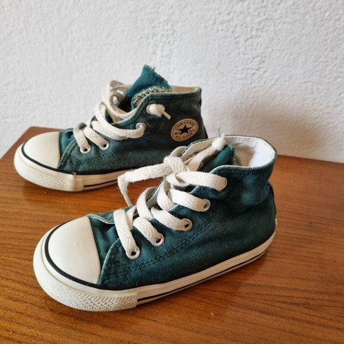 Converse kids boots size 24 like new green