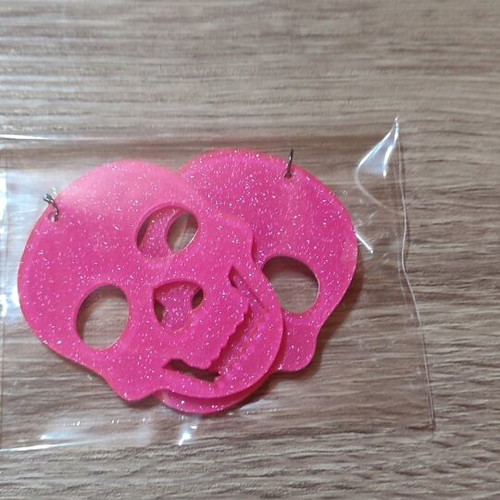 Hanging earrings new with pink glitter