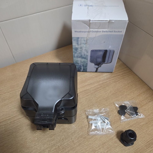 Outdoor Waterproof Switched Socket new