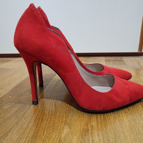 Ellen pumps size 40 used, red and black