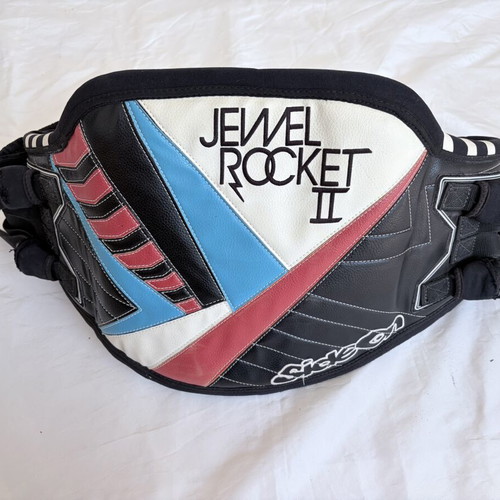Jewel Rocket 2 boxing belt, Size On