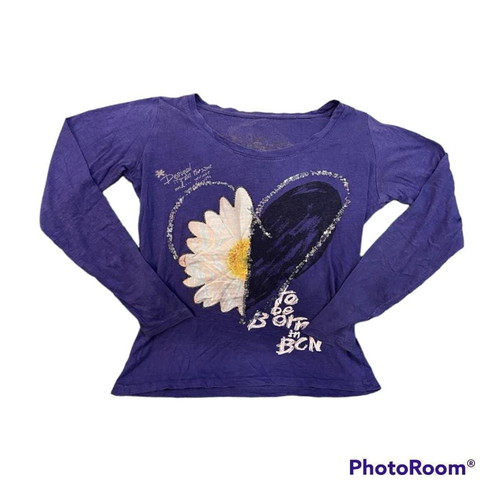 Desigual top with heart graphic print and sequins size Small used, purple