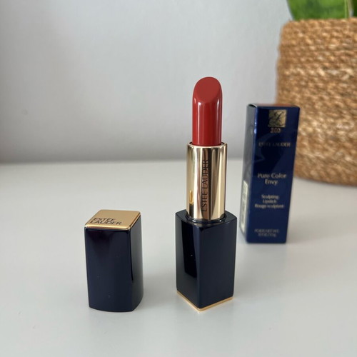 Estée Lauder Pure Color Lipstick 360 Fierce new