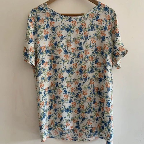 Top M/L like new, multicolor, stable fabric