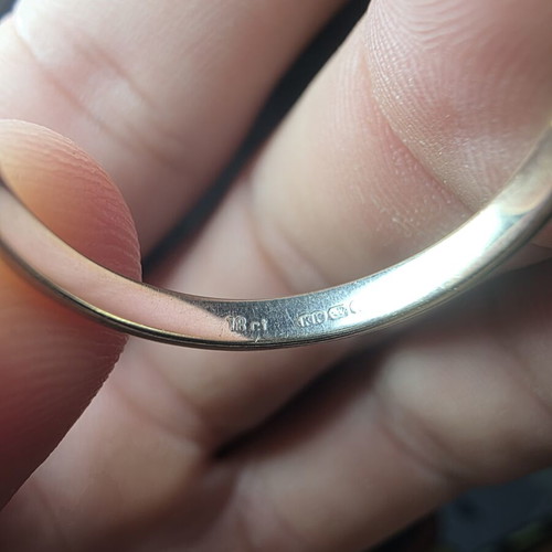 Wedding ring 18ct white gold used, engraved with names and date