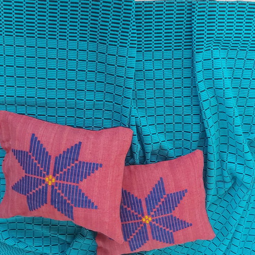 Nisiotiki decoration set refurbished with throw and pillow covers