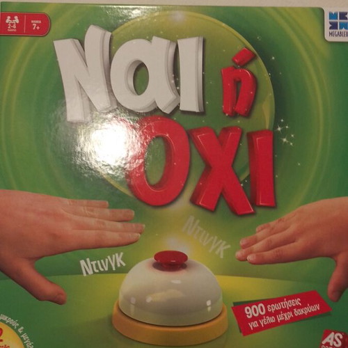 Yes or No board game