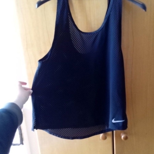 Nike small breathable tank top used, lightweight and airy