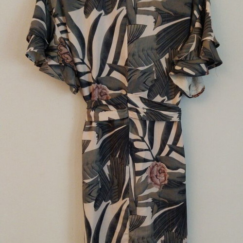 Misskoo women's floral dress M like new, colorful