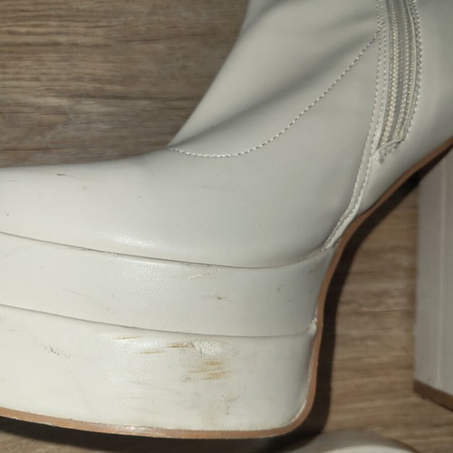 Mia ankle boots used, cream color, thick heel, size 39