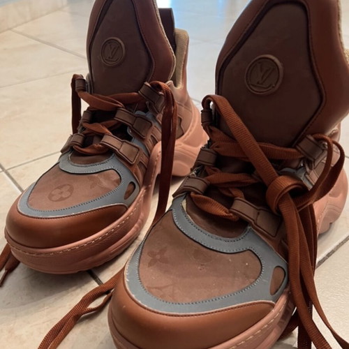 Sneakers new, athletic style, size 38